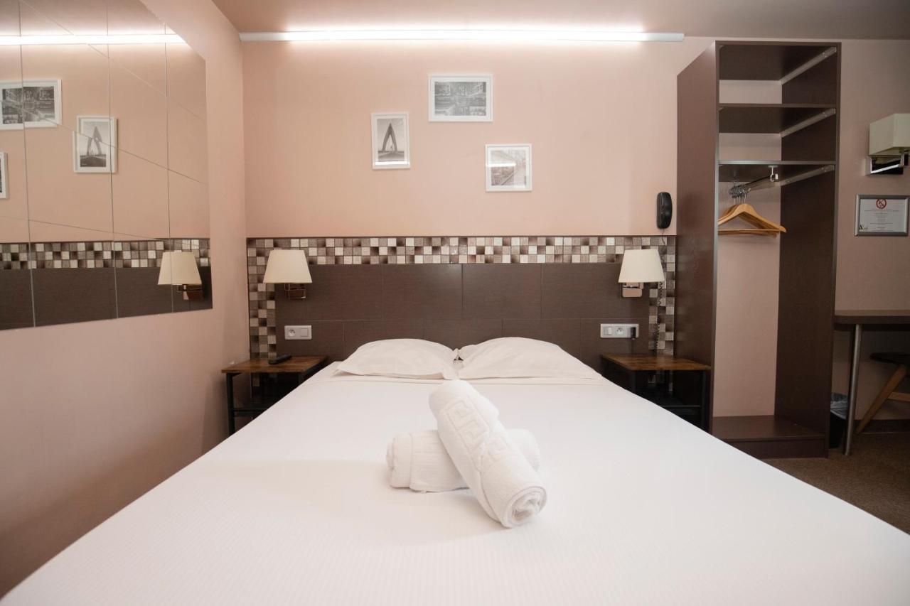 Wink Hotel Juvisy Экстерьер фото