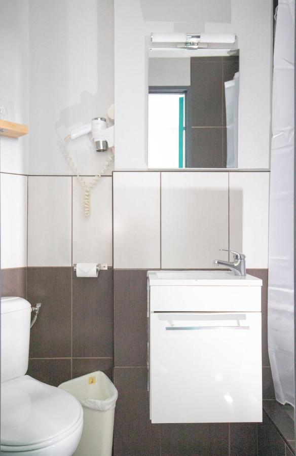Wink Hotel Juvisy Экстерьер фото