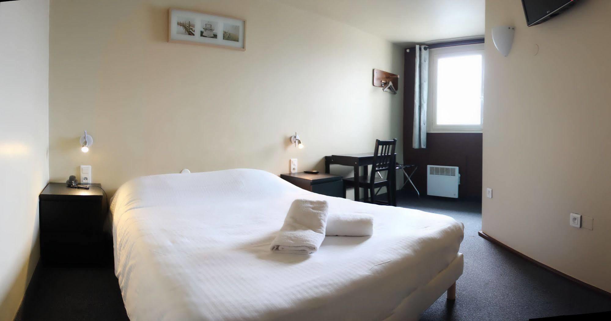 Wink Hotel Juvisy Экстерьер фото